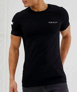 man waering power x purpose classic muscle fit t-shirt in black.